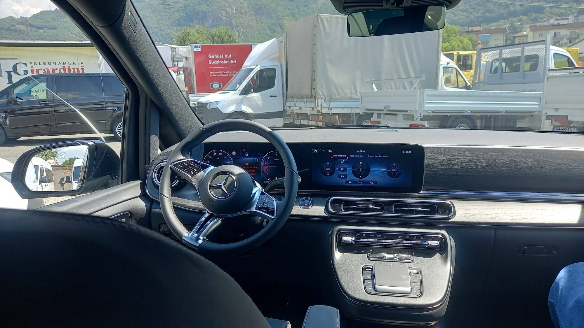 Taxi Brixen di lusso – viaggi business e privati con Mercedes Vito full optional