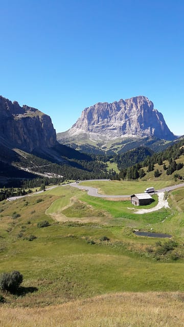 Passo-Gardena-taxi-brixen-bressanone-varna-vahrn-fortezza-franzesfeste-plose-natz-transfer-muenchen-wolkenstein-badia-san-vigilio-di-marebbe-ortisei-selva-santa-cristina-mercedes-tranfer-innsbruck